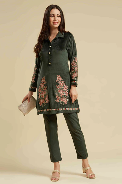 Green Embroidered Velvet Straight Top Bottom Set
